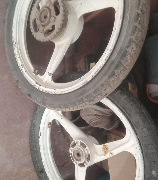 juegos llantas r17 para moto 110c.c