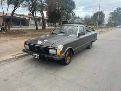 VENDO FORD RANCHERA 3.0 MODELO 86