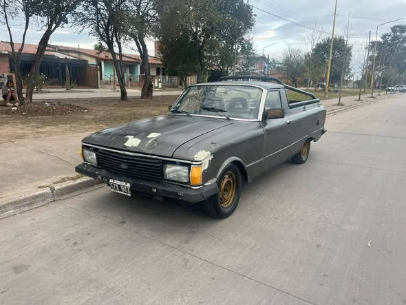 VENDO FORD RANCHERA 3.0 MODELO 86