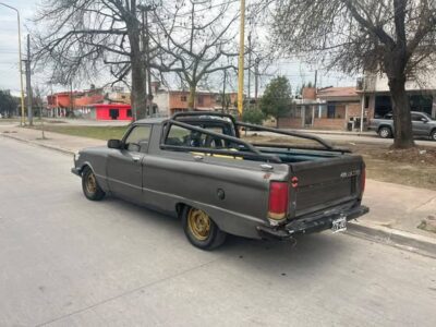VENDO FORD RANCHERA 3.0 MODELO 86