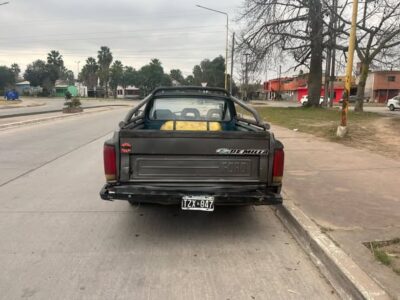VENDO FORD RANCHERA 3.0 MODELO 86