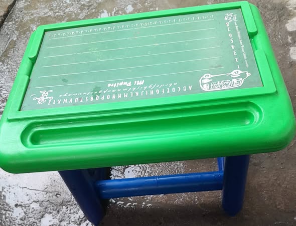 PUPITRE PARA NIÑOS