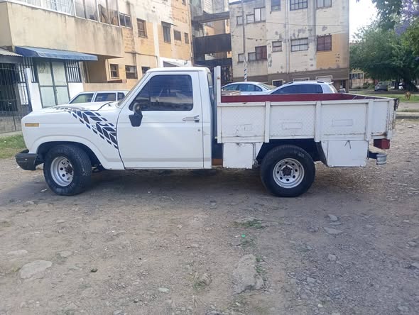 VENDO F 100 GNC TITULAR