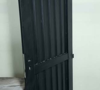Puerta de 2 x 0.80 chapa del 16 con cerradura