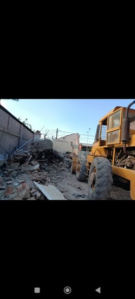 Realizó trabajo de demolición