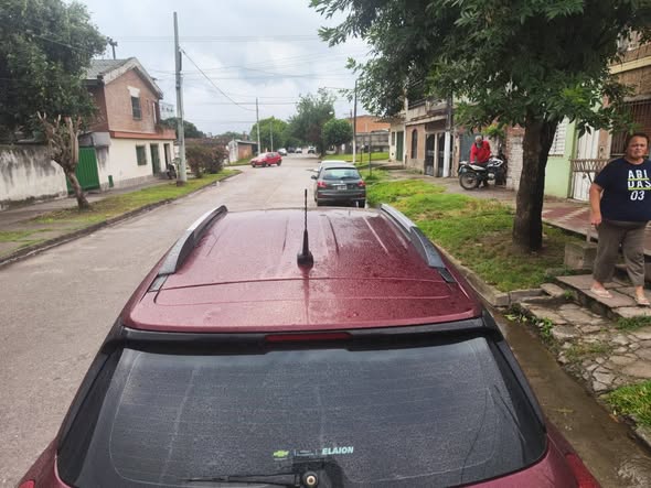 PERMUTO camioneta Chevrolet TRACKER LTZ full