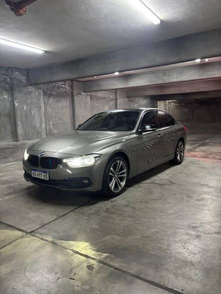 BMW 320 I SEDAN SPORTLINE