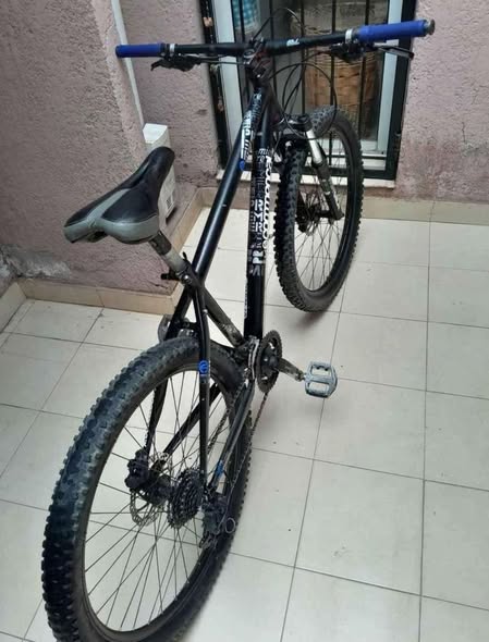 Bicicleta Commencal r26 Pero es talle L