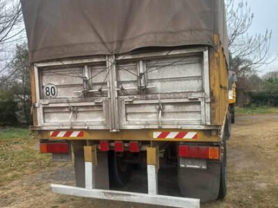 Acoplado Astivia año 91 de 8,60.