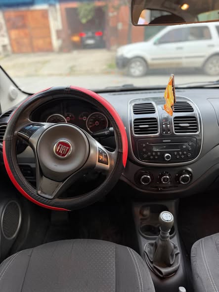 Fiat Grand Siena 2015 Motor 1.4 Nafta