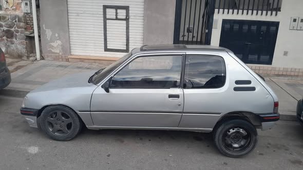 PEUGEOT 205 MODELO 1997