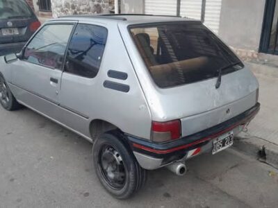 PEUGEOT 205 MODELO 1997