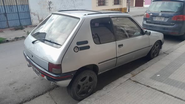 PEUGEOT 205 MODELO 1997