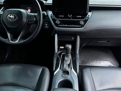 TOYOTA COROLLA CROSS 1.8 XEI AUTOMATICA HYBRIDA AÑO 2024