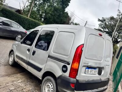 KANGOO 2017
