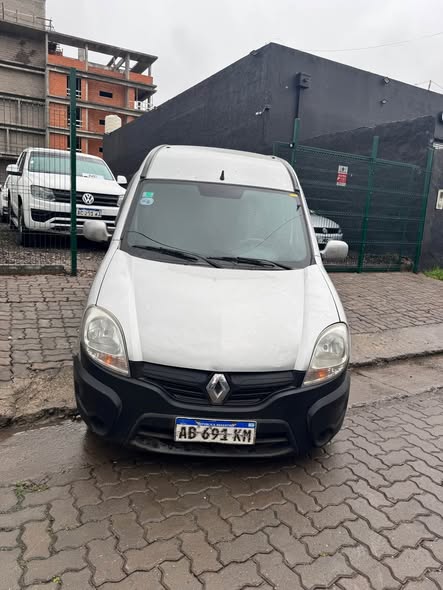 KANGOO 2017