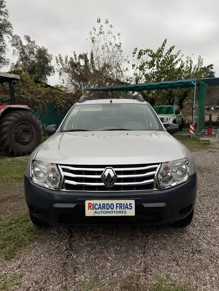 VENDO RENAULT DUSTER CONFORT MOTOR 1.6 2014