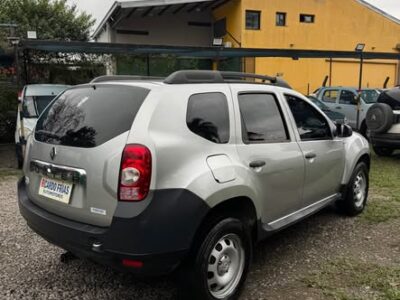 VENDO RENAULT DUSTER CONFORT MOTOR 1.6 2014