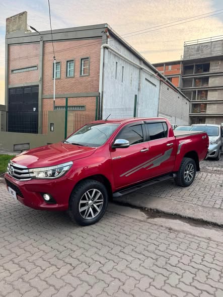 HILUX SRX 2017 AT 4x4