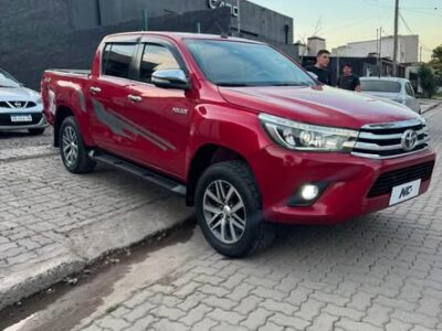 HILUX SRX 2017 AT 4x4