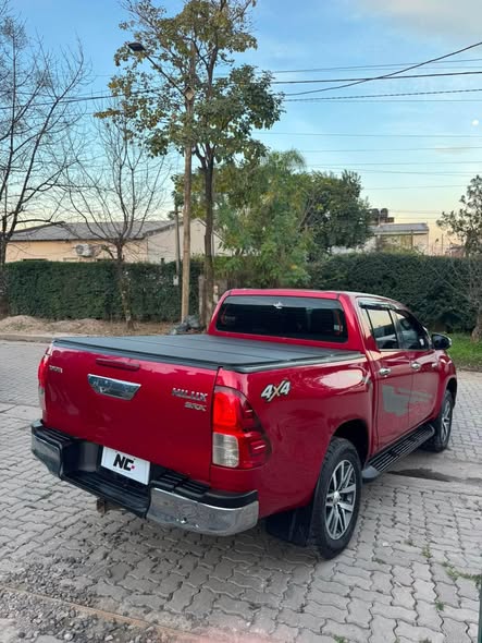 HILUX SRX 2017 AT 4x4