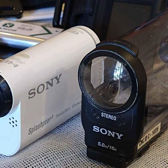 Liquido! Camara Sony tipo GoPro