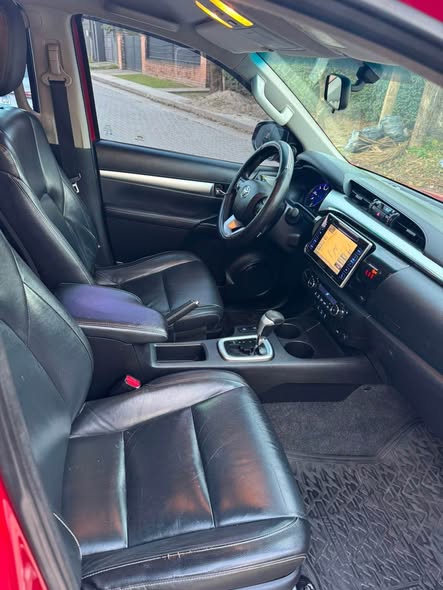 HILUX SRX 2017 AT 4x4