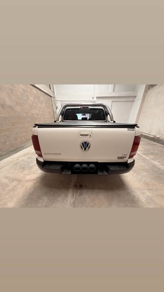 VOLKSWAGEN AMAROK COMFORTLINE V6 2022 VENDO / PERMUTO –