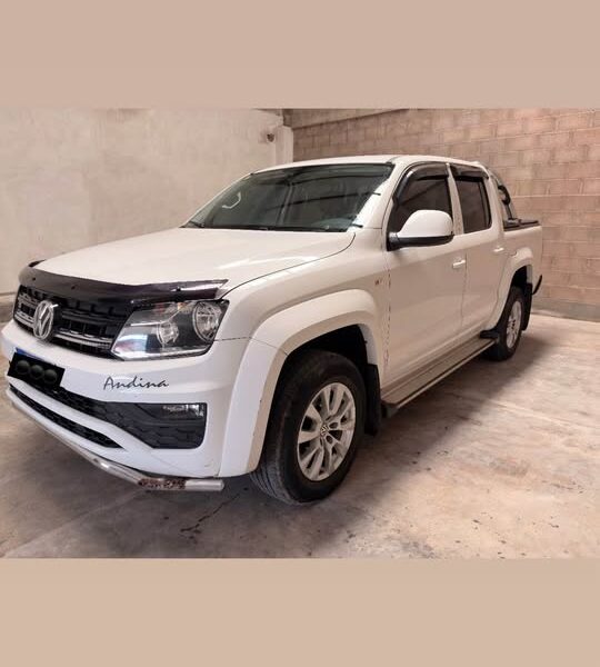 VOLKSWAGEN AMAROK COMFORTLINE V6 2022 VENDO / PERMUTO –