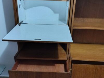 Vendo mueble aparador de madera lustrada