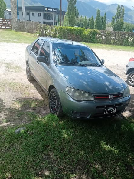 Fiat Siena 2012