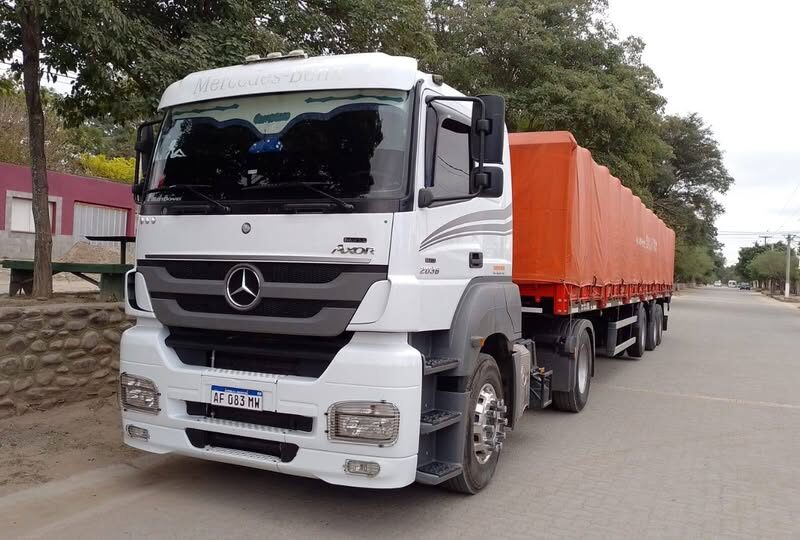Camion MB axor 2036 modelo 2021