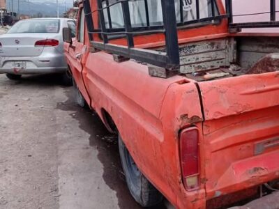 Vendo camioneta ford 100