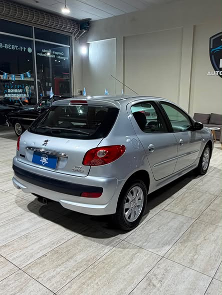 Peugeot 207 Compact XS 1.4 – 5 puertas Año 2010