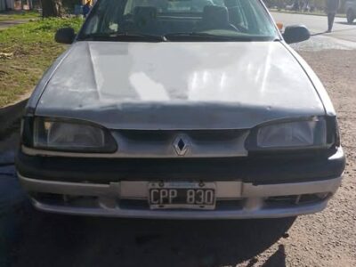 RENAULT 19 MODELO 99