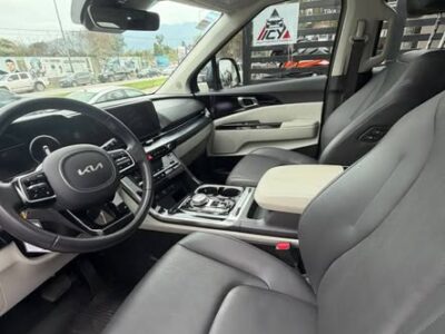 Kia Carnival 2.2 CDRI Automática