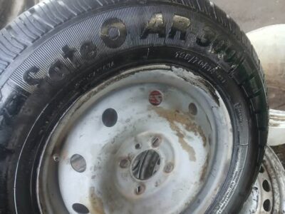 Vendo dos cubierta semi nueva Fate Ar 300 195 70 14