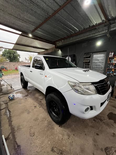 Toyota Hilux 4x2 dx/cs