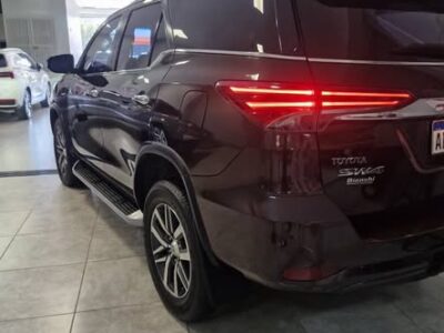 TOYOTA SW4 2018 SRX 4X4 AUTOMÁTICA