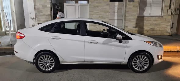 Ford fiesta se plus 2016
