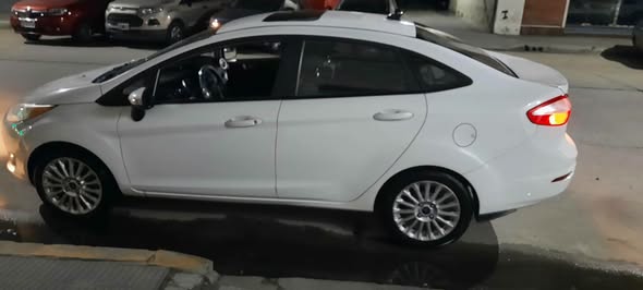 Ford fiesta se plus 2016