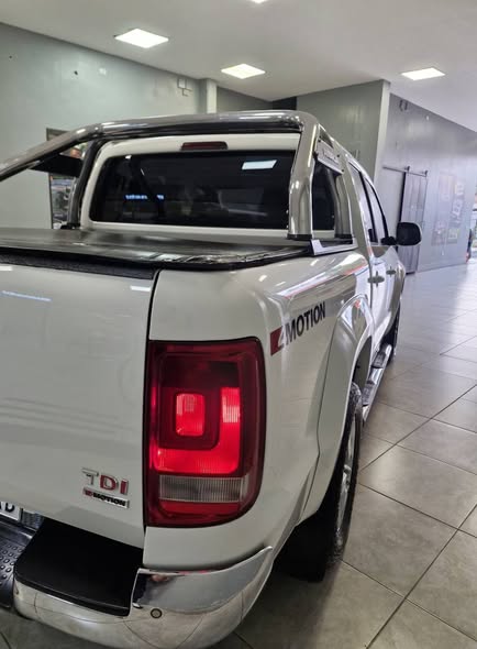VOLKSWAGEN AMAROK 2017 HIGLINE 4X4