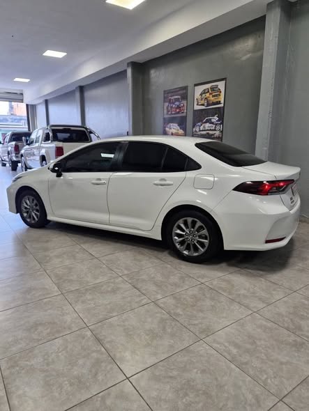 Toyota Corolla Xli automático Año 2025 con 35.000km