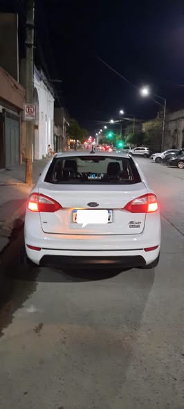 Ford fiesta se plus 2016