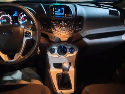 Ford fiesta se plus 2016