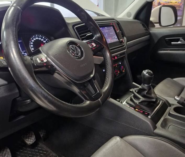 VOLKSWAGEN AMAROK 2017 HIGLINE 4X4
