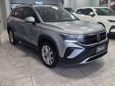 Volkswagen Taos Año 2023 con 35.000km