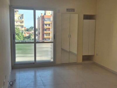 Monoambiente en alquiler Barrio Sur San Lorenzo 700