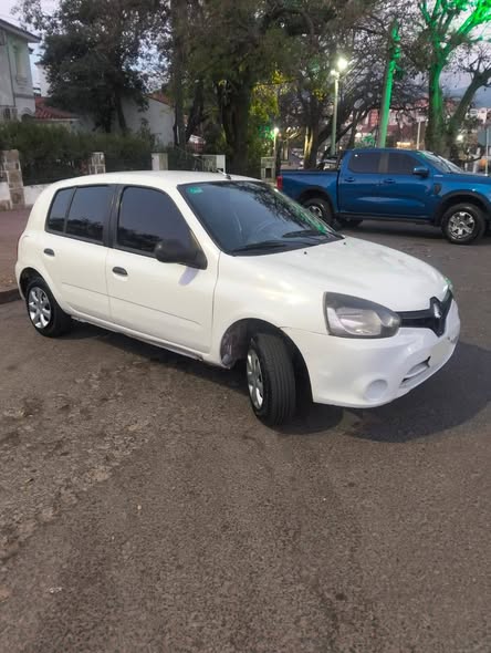 Hermoso Renault Clio Mio. Motor 1.2 solo nafta.