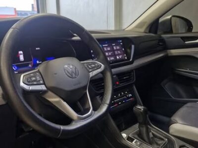 Volkswagen Taos Año 2023 con 35.000km